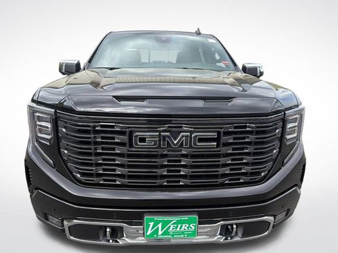 New 2026 GMC Sierra 1500 Denali Ultimate w/ LPO, Black Badging Package AWD/4WD image 9