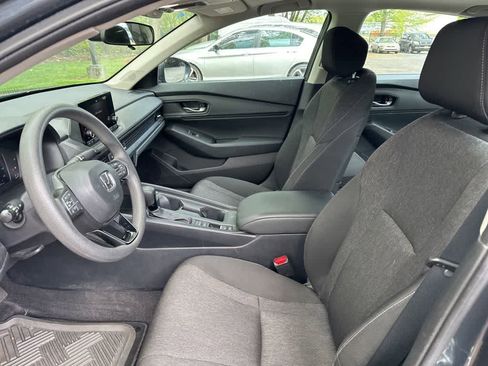 Used 2023 Honda Accord EX image 28