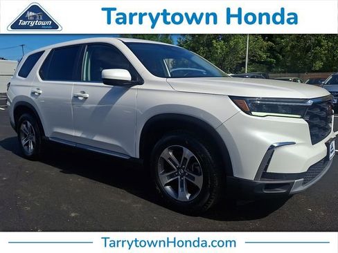 Used 2025 Honda Pilot EX-L image 1
