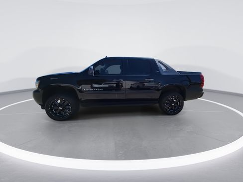 Used 2008 Chevrolet Avalanche LS RWD image 5