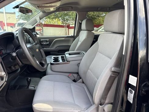 Used 2018 Chevrolet Silverado 1500 W/T AWD/4WD image 20
