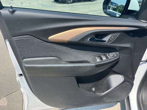 Used 2023 Chevrolet TrailBlazer ACTIV image 12