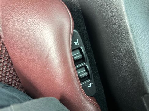 Used 2010 Nissan 370Z Touring w/ Sport Pkg RWD image 16