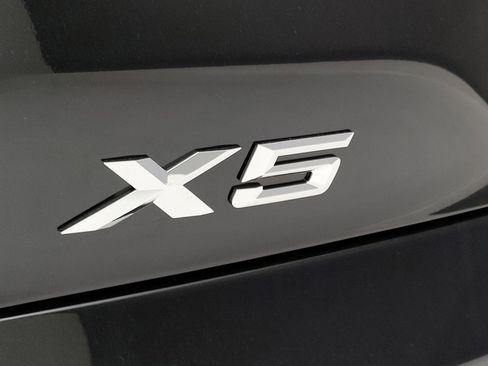 New 2026 BMW X5 xDrive50e w/ M Sport Package image 10