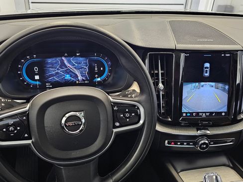 Certified 2022 Volvo XC60 B6 Inscription w/ Climate Package image 27