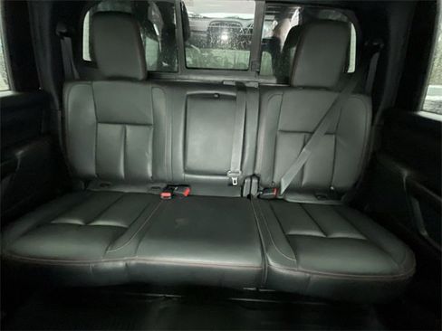 Used 2023 Nissan Titan PRO-4X w/ Pro-4x Convenience Package image 15