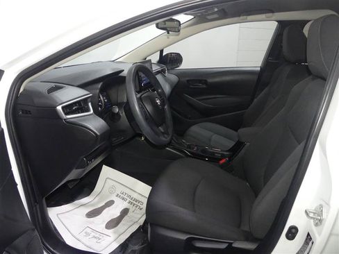 Used 2022 Toyota Corolla LE FWD image 20