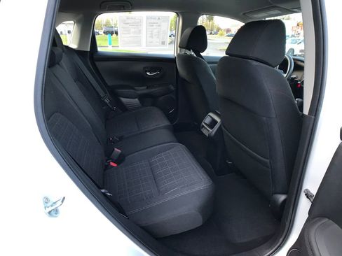 Certified 2023 Honda HR-V LX image 10