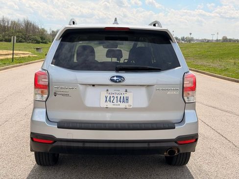 Used 2017 Subaru Forester 2.5i Touring AWD/4WD image 35