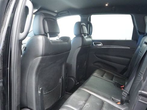 Used 2017 Jeep Grand Cherokee Limited w/ Trailer Tow Group IV image 22