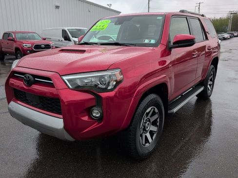 Used 2023 Toyota 4Runner TRD Off-Road AWD/4WD image 2
