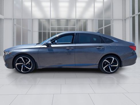 Used 2020 Honda Accord Sport image 2