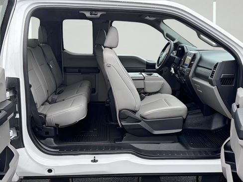 Used 2020 Ford F250 XL w/ STX Appearance Package image 29