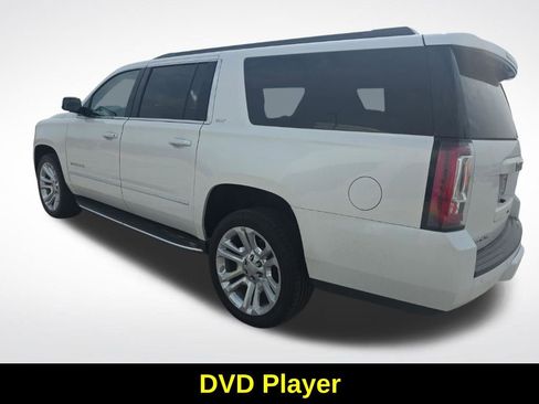 Used 2018 GMC Yukon XL SLT w/ Premium Edition image 4