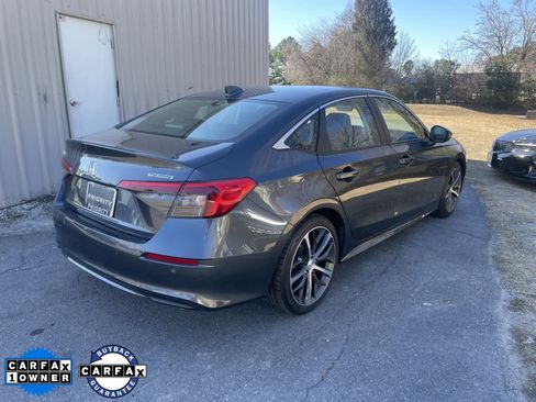 Used 2024 Honda Civic Touring image 5