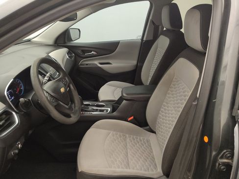 Used 2019 Chevrolet Equinox LS w/ LS Convenience Package FWD image 17
