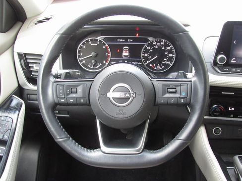 Used 2023 Nissan Rogue SL image 24