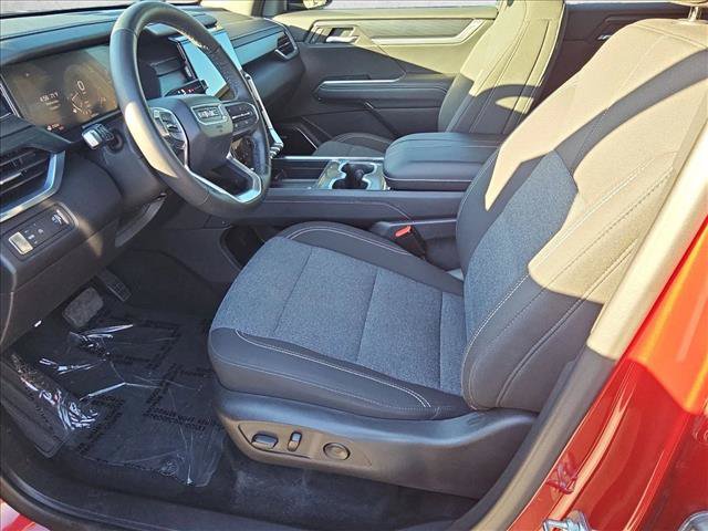 Used 2025 GMC Acadia Elevation FWD image 11