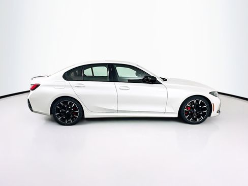 Used 2025 BMW 330i Sedan w/ M Sport Package RWD image 10