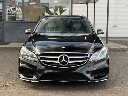 Used 2014 Mercedes-Benz E 350 Sedan image 2