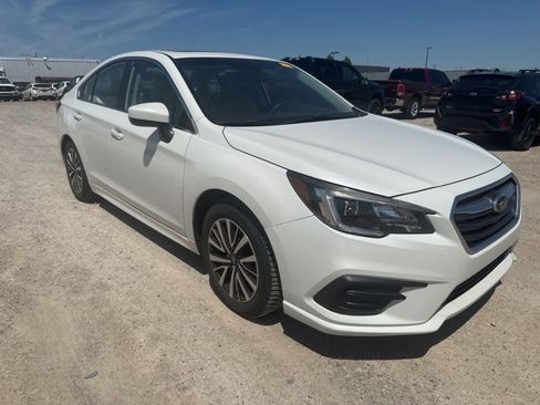 Used 2018 Subaru Legacy 2.5i Premium w/ Moonroof Package AWD/4WD image 4