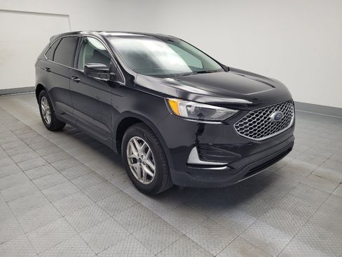 Used 2023 Ford Edge SEL image 13