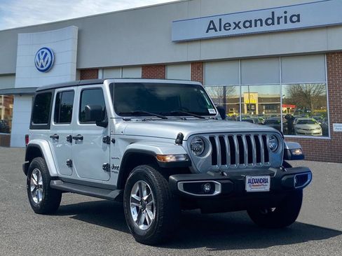 Used 2022 Jeep Wrangler Unlimited Sahara w/ Cold Weather Group image 1