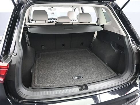 Used 2019 Volkswagen Tiguan SEL AWD/4WD image 21