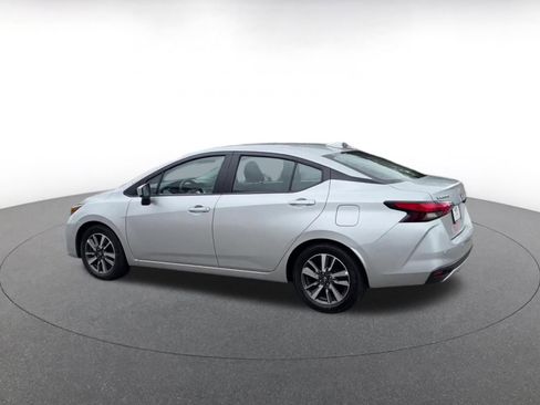 Used 2025 Nissan Versa SV FWD image 9