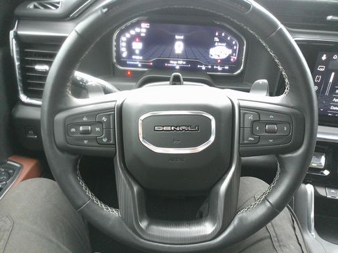Used 2024 GMC Sierra 1500 Denali Ultimate image 19