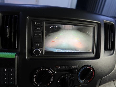 Used 2021 Nissan NV200 SV w/ Sliding Door Glass Package image 27