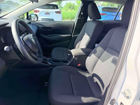 Used 2026 Toyota Corolla LE FWD image 13