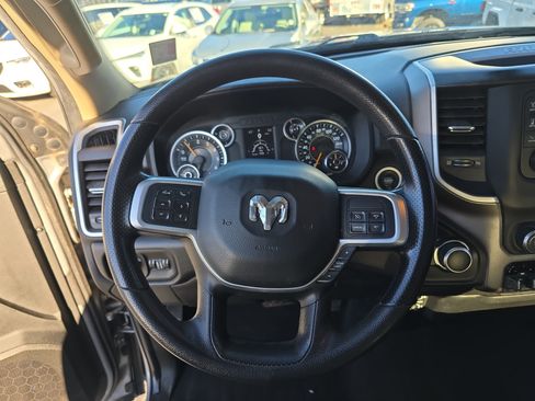 Used 2019 RAM 2500 Big Horn image 27