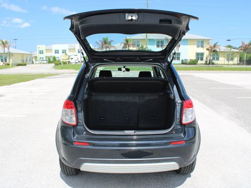 Used 2007 Suzuki SX4 AWD Hatchback image 27