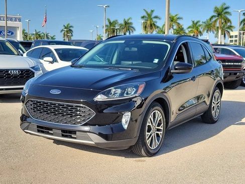 Certified 2022 Ford Escape SEL w/ Technology Package FWD image 3
