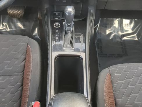 Used 2021 Nissan Kicks SR image 19