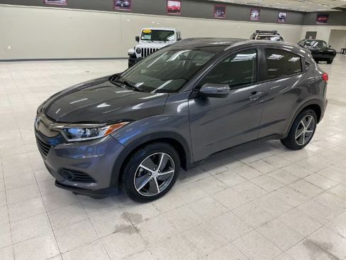 Used 2022 Honda HR-V EX image 2