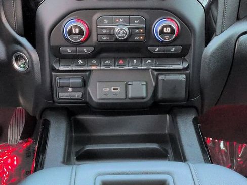 Used 2021 Chevrolet Silverado 1500 RST w/ All Star Edition Plus AWD/4WD image 19