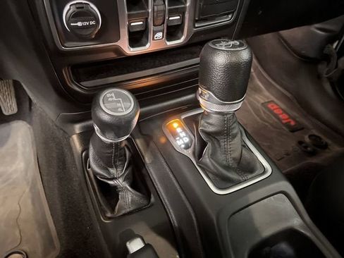 Used 2018 Jeep Wrangler Unlimited Sport AWD/4WD image 15