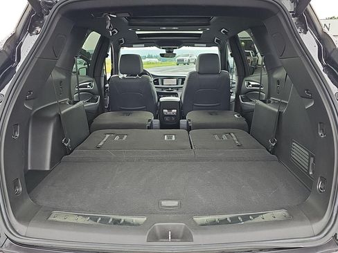 Used 2023 Buick Enclave Premium w/ Experience Buick Package AWD/4WD image 33