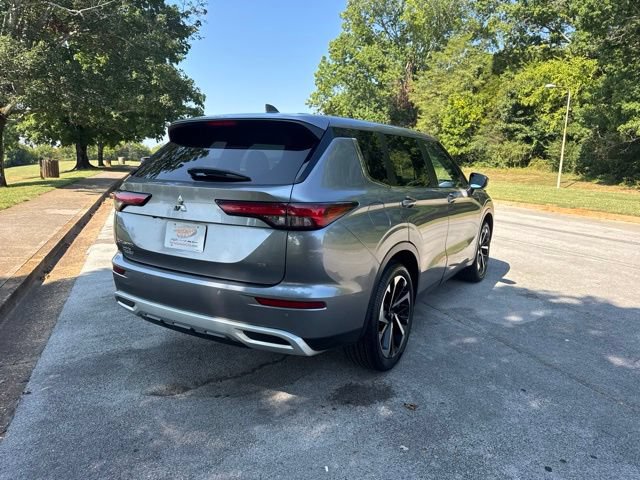 Used 2022 Mitsubishi Outlander SEL Black Edition FWD image 7