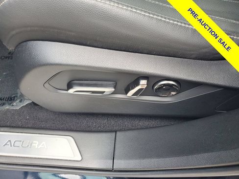 Used 2025 Acura RDX SH-AWD image 19
