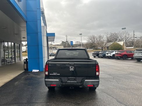 Used 2019 Honda Ridgeline Sport image 4