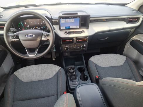 Used 2022 Ford Maverick XLT image 18