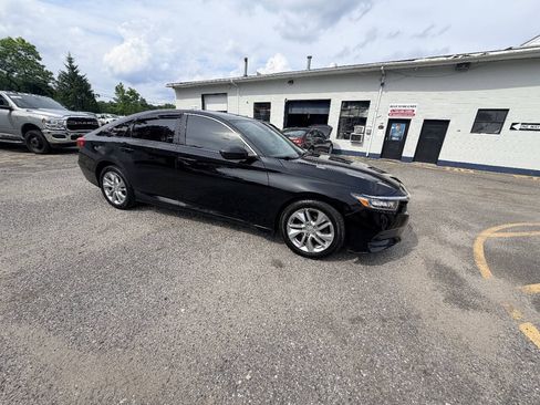 Used 2018 Honda Accord LX image 18