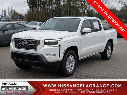 Used 2022 Nissan Frontier SV w/ SV Premium Package