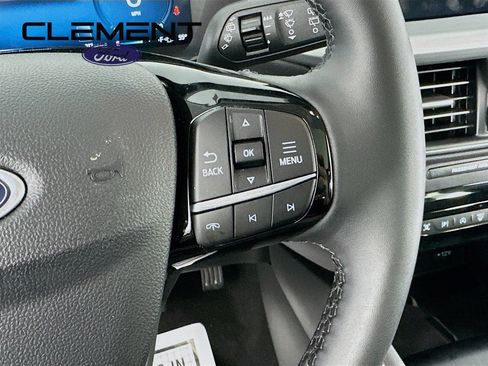 New 2025 Ford Escape Platinum w/ Premium Technology Package AWD/4WD image 16