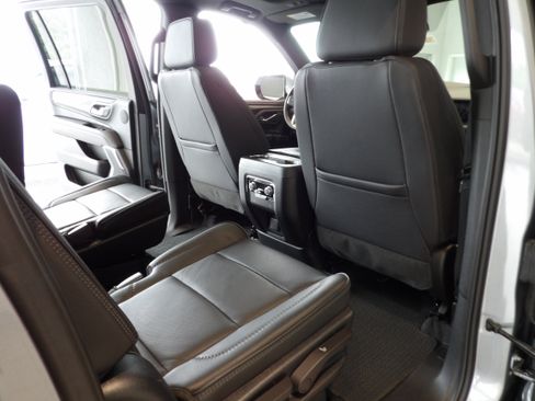 Used 2023 GMC Yukon XL Denali w/ Max Trailering Package AWD/4WD image 22