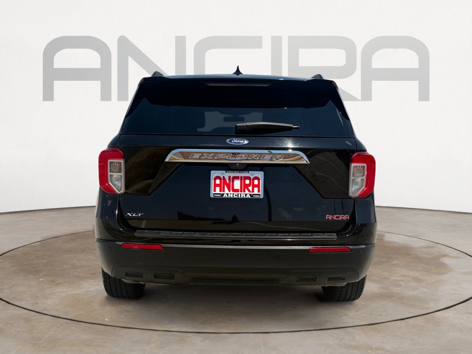 Used 2022 Ford Explorer XLT RWD image 9