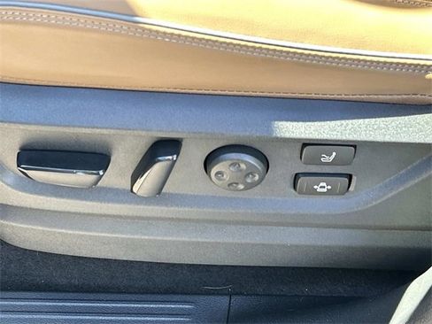 Certified 2025 INFINITI QX80 Sensory image 18